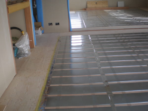 春くーるエコ敷設工事完了