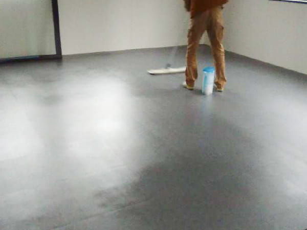 仕上げWAX塗布